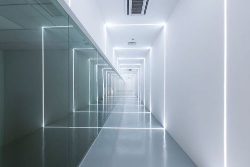 實驗室裝修報價多少錢一平方？以某食品廠潔凈建設(shè)案例與網(wǎng)站建設(shè)為例